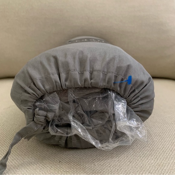 New $169 Luxury Bed SheetsBamboo Viscose Blend in Grey - Picture 4 of 9